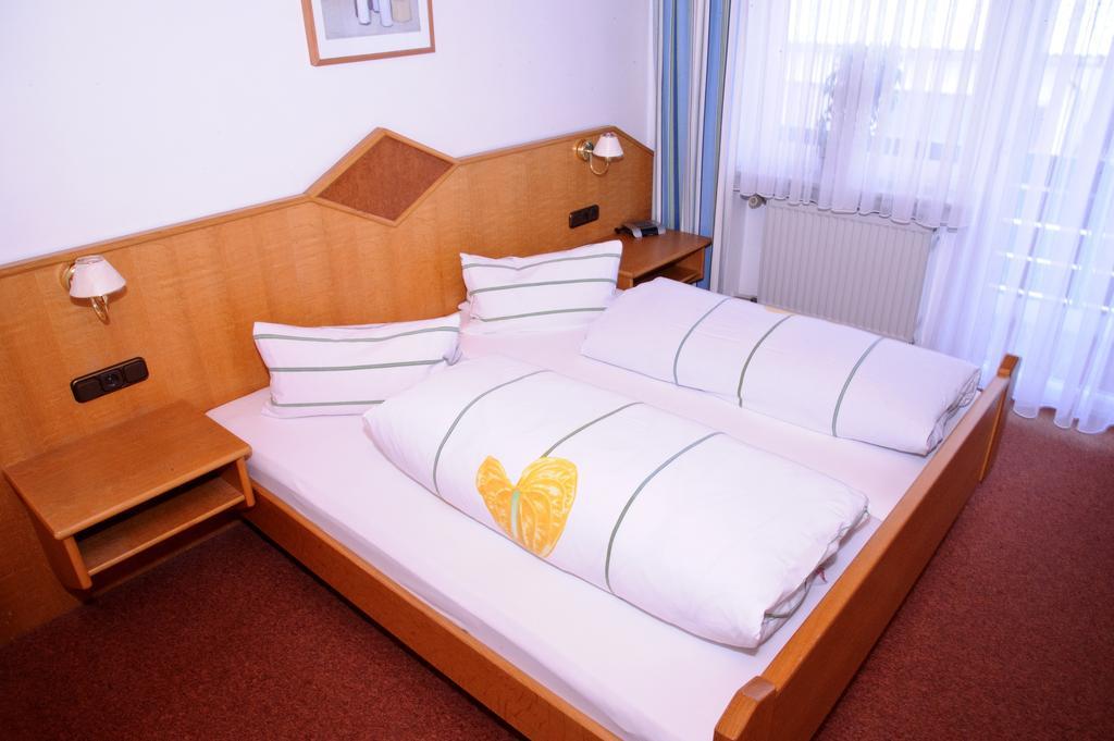 Hirmonshof Hotell Bischofsmais Rum bild